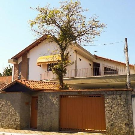 Casa Residencial No Centro De Guaratingueta Villa Eksteriør bilde